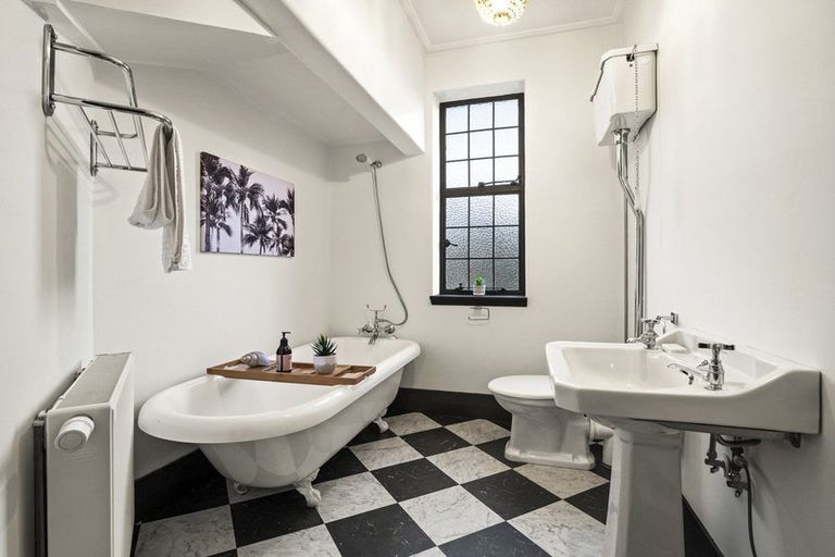 Photo of property in 14 Sheen Street, Roslyn, Dunedin, 9010