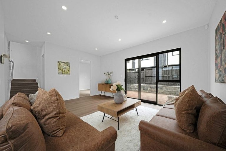 Photo of property in 19 Artemis Way, Flat Bush, 2019