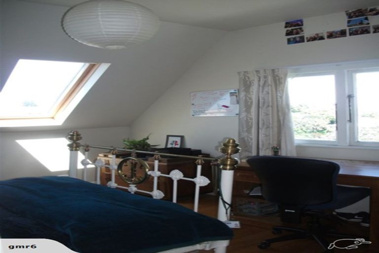 Photo of property in 6 Thorby Street, Northland, Wellington, 6012