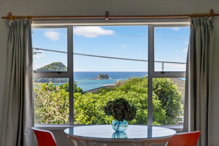 Photo of property in 11 Wintle Street, Mangawhai Heads, Mangawhai, 0505