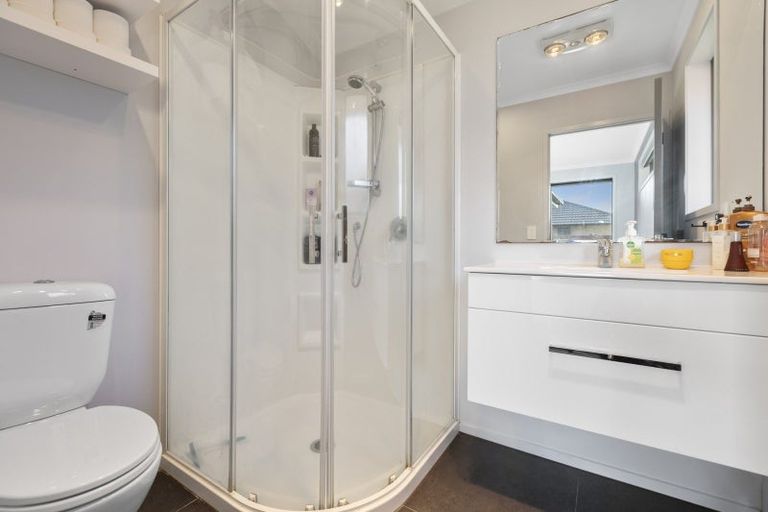 Photo of property in 9 Dreaver Drive, Waitara, 4320