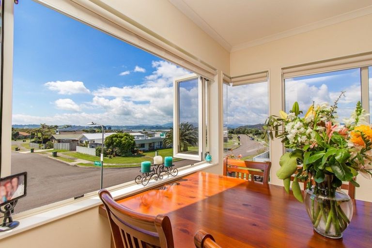 Photo of property in 8 Te Taiawatea Drive, Ohope, 3121