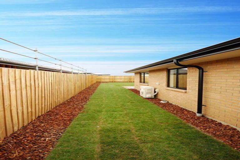 Photo of property in 35 Flint Road, Rolleston, 7614