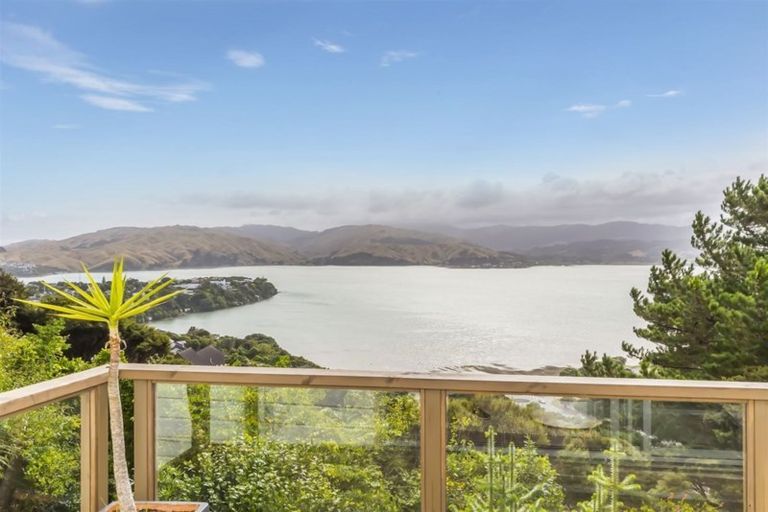 Photo of property in 97 Kahu Road, Paremata, Porirua, 5024