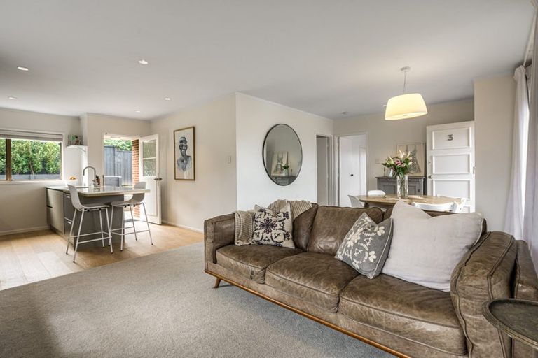 Photo of property in 3/6 Keys Street, Belmont, Auckland, 0622