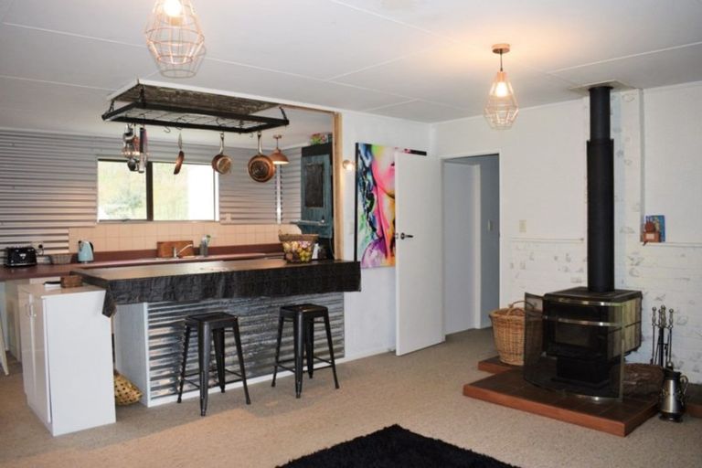 Photo of property in 12 Tame Porati Street, Manakau, Levin, 5573