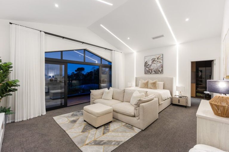 Photo of property in 4 Taku Close, Long Bay, Auckland, 0630