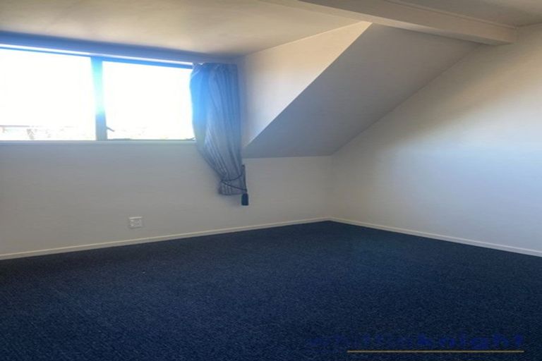Photo of property in 2/35 Brockworth Place, Riccarton, Christchurch, 8011