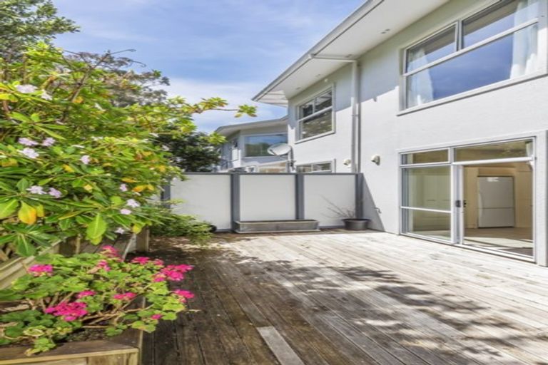 Photo of property in Fernhill Flats, 9/324 The Terrace, Te Aro, Wellington, 6011
