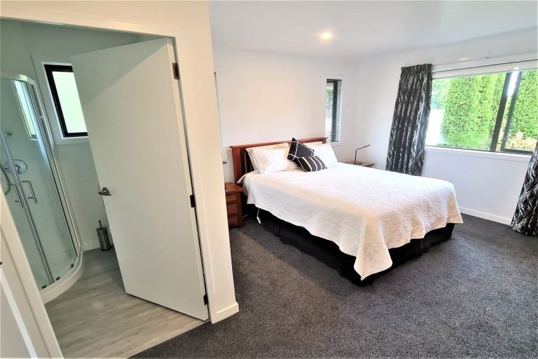 Photo of property in 3 Roebuck Street, Westport, 7825