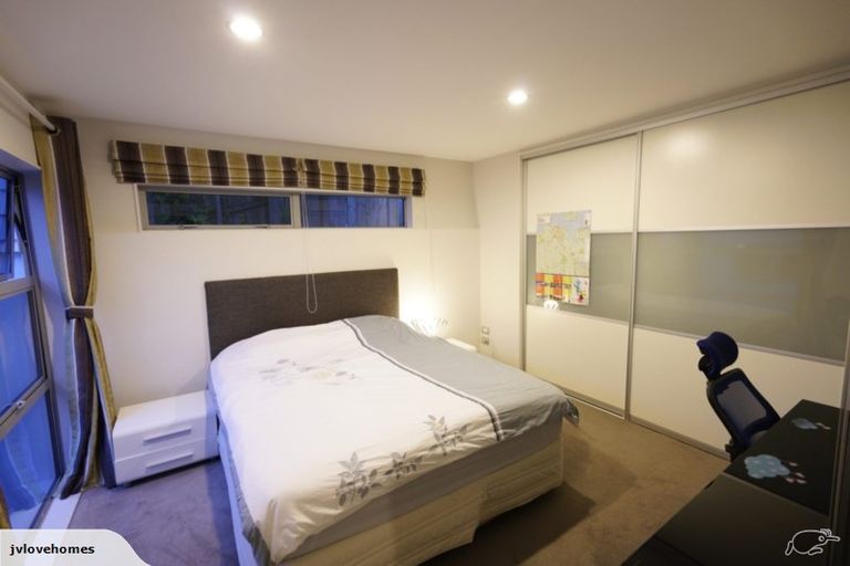 Photo of property in 10 Bayside Drive, Browns Bay, Auckland, 0630