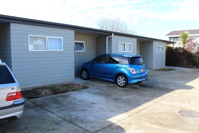 Photo of property in 28d Lorne Street, Melville, Hamilton, 3206