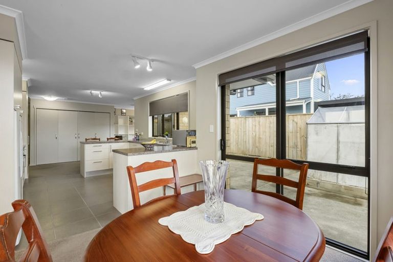 Photo of property in 18a Virginia Place, Whalers Gate, New Plymouth, 4310