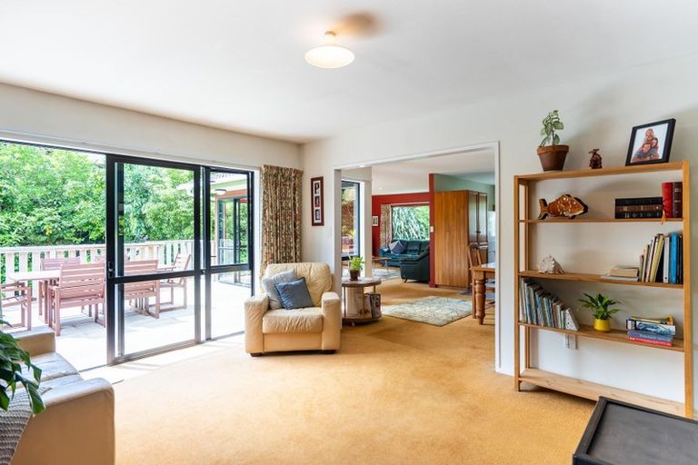 Photo of property in 110 Renown Road, Raumati South, Paraparaumu, 5032