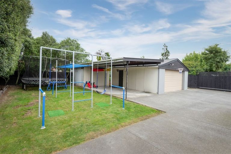 Photo of property in 6a Kilsythe Place, Bishopdale, Christchurch, 8053