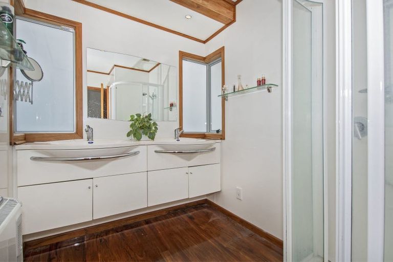 Photo of property in 8 Munro Street, Onerahi, Whangarei, 0110