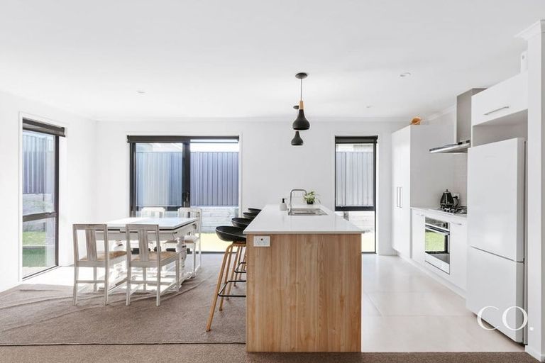 Photo of property in 22 Pioneer Crescent, Omokoroa, 3114