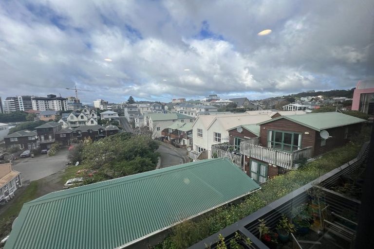 Photo of property in 165 Grant Road, Thorndon, Wellington, 6011