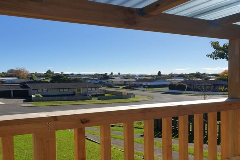 Photo of property in 33 Blomfield Street, Nawton, Hamilton, 3200