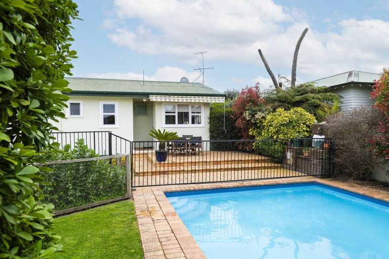 Photo of property in 24 Asquith Street, Te Hapara, Gisborne, 4010