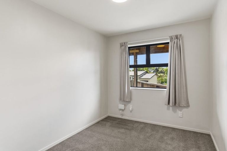 Photo of property in 3 Vera Lane, Paraparaumu, 5032