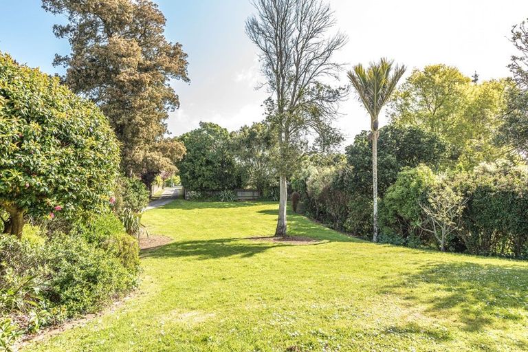 Photo of property in 12 Tregarth Street, Saint Johns Hill, Whanganui, 4501