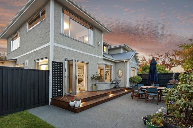 Photo of property in 96 Saint James Avenue, Papanui, Christchurch, 8053