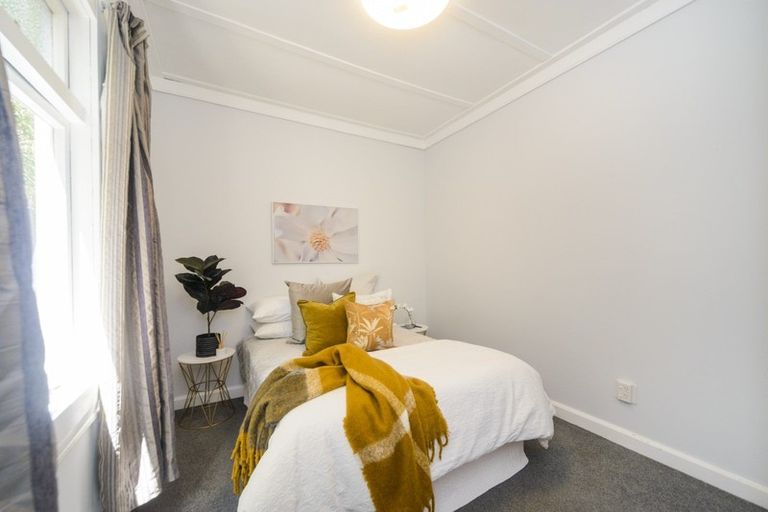 Photo of property in 26 Knowles Street, Terrace End, Palmerston North, 4410