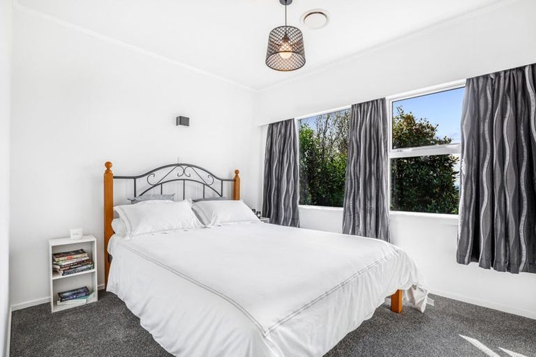 Photo of property in 470 Don Buck Road, Massey, Auckland, 0614