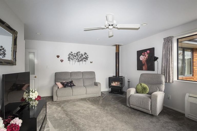 Photo of property in 8 Takahe Terrace, Gore, 9710