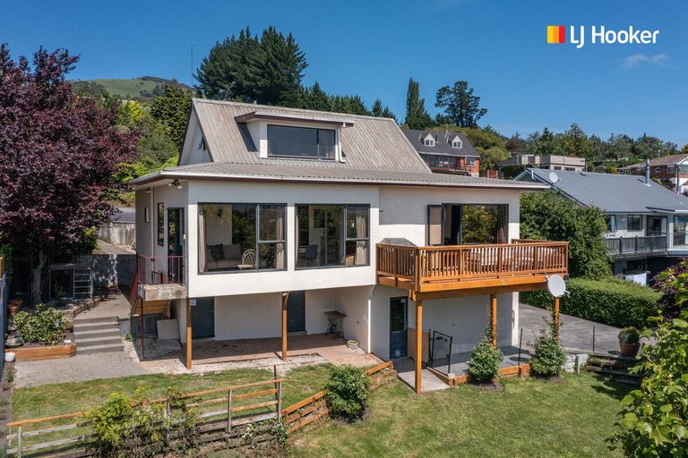 Photo of property in 19 Braeside, Kinmont Park, Mosgiel, 9024