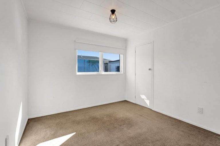 Photo of property in 7 Oleander Place, Bell Block, New Plymouth, 4312