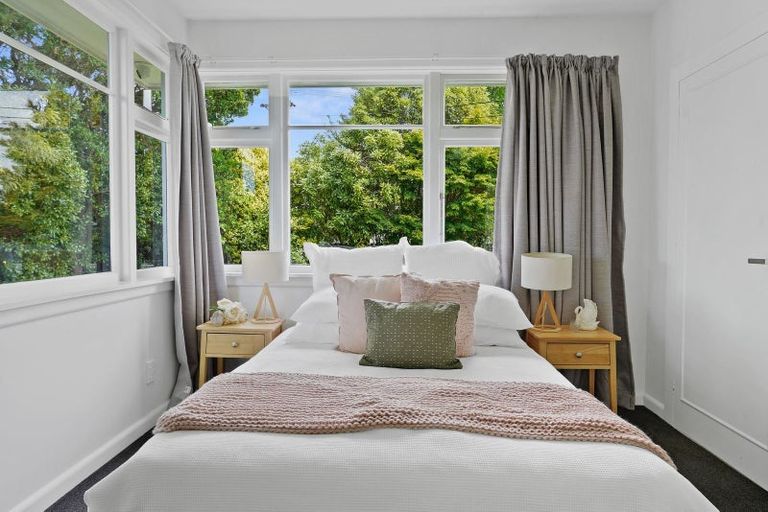 Photo of property in 98 Hamilton Avenue, Ilam, Christchurch, 8041