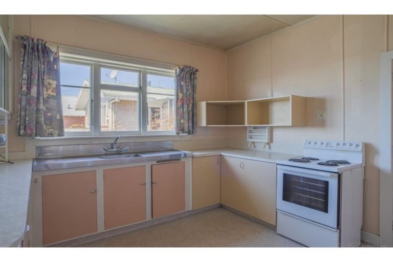 Photo of property in 10 Hatton Street, West End, Timaru, 7910