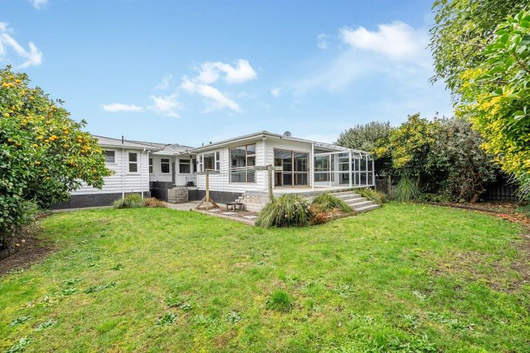 Photo of property in 15 Swansea Street, Hokowhitu, Palmerston North, 4410