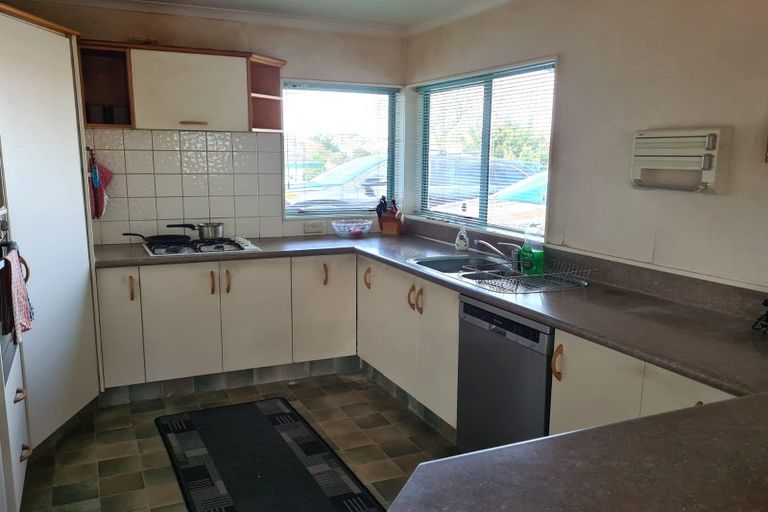 Photo of property in 24 Ayrshire Drive, Grandview Heights, Hamilton, 3200