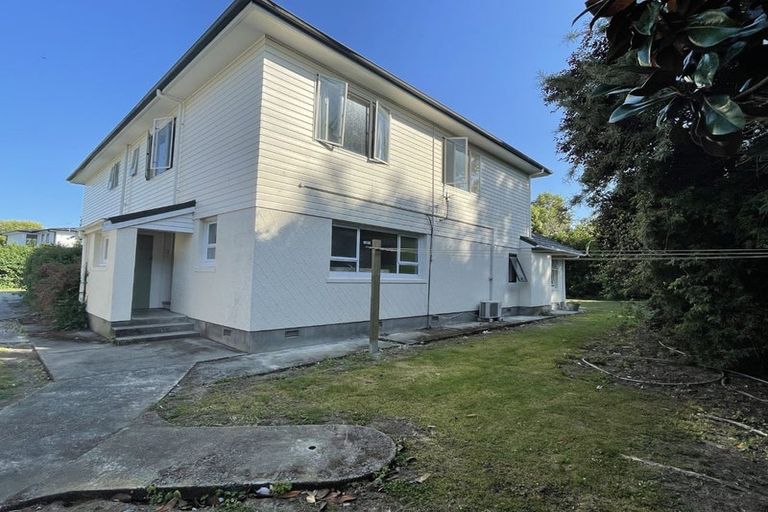 Photo of property in 16 Barlow Street, Ilam, Christchurch, 8041