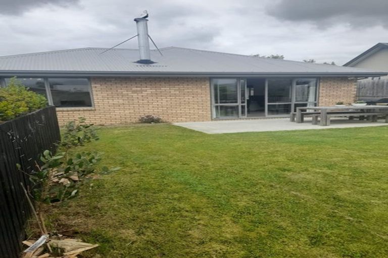 Photo of property in 12 Stonebridge Lane, Oxford, 7430