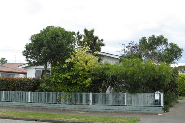 Photo of property in 1/9 Kawau Crescent, Bromley, Christchurch, 8062