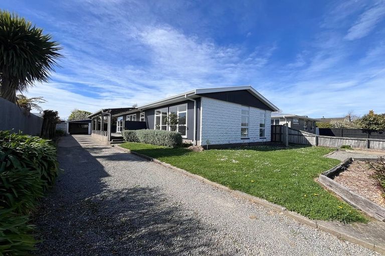 Photo of property in 26 Fern Drive, Halswell, Christchurch, 8025