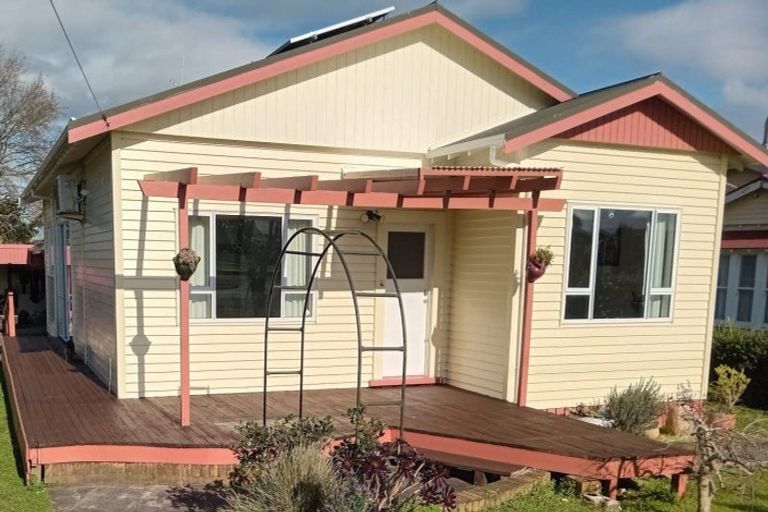 Photo of property in 15 Carlyle Street, Te Aroha, 3320