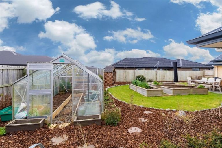 Photo of property in 6 Bradbury Avenue, Rolleston, 7614