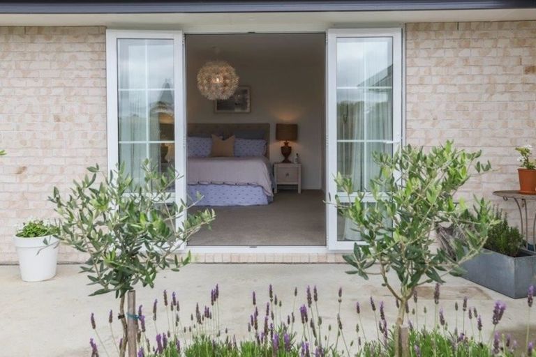 Photo of property in 49 Edgeview Crescent, Fitzroy, Hamilton, 3206