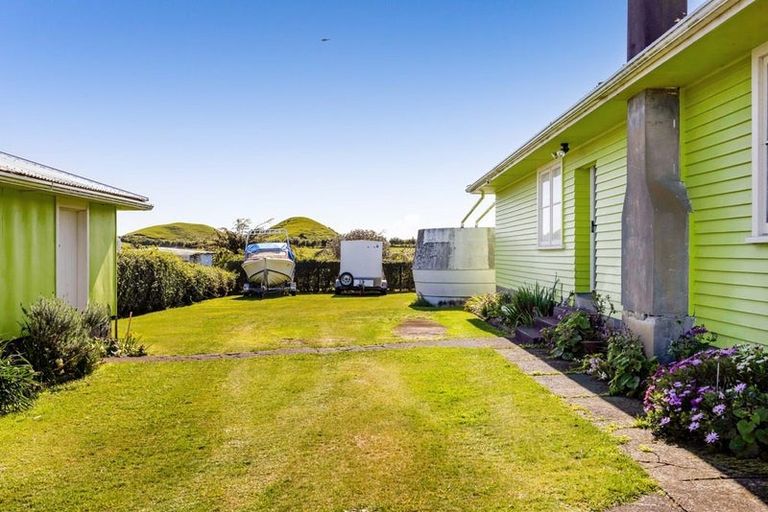 Photo of property in 39 Pungarehu Road, Pungarehu, Opunake, 4685