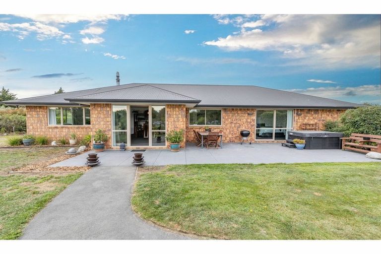 Photo of property in 17 Mclean Drive, Leithfield, Amberley, 7481