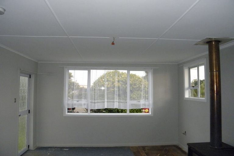 Photo of property in 6 Carlyle Street, Tuatapere, 9620