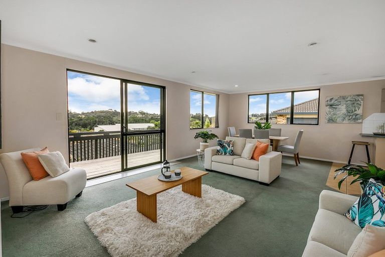 Photo of property in 21 Frederick Reece Drive, The Gardens, Auckland, 2105