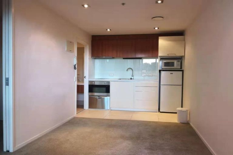 Photo of property in The Docks Apartments, 154/8 Dockside Lane, Auckland Central, Auckland, 1010