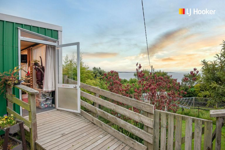 Photo of property in 156 Shag Point Road, Shag Point, Palmerston, 9482