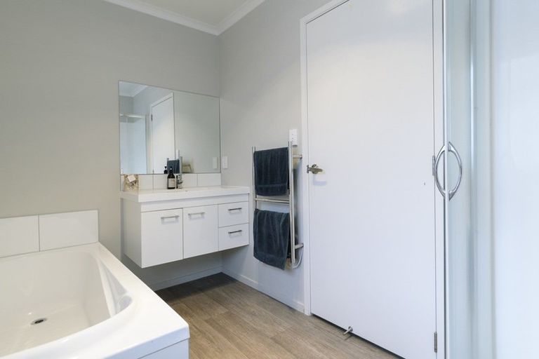 Photo of property in 5 Austen Way, Hairini, Tauranga, 3112